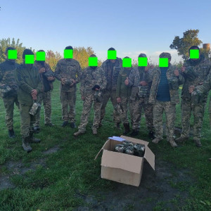 Medical kits for Ukrainian frontline soldiers2
