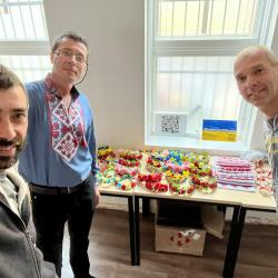 Souvenirs is another way to collect donations for Ukrainian soldiers3