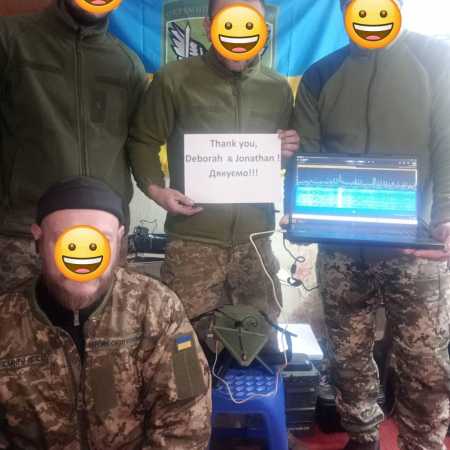 Thanks-to-our-friends-from-USA-we-are-keeping-our-soldiers-feet-warm1